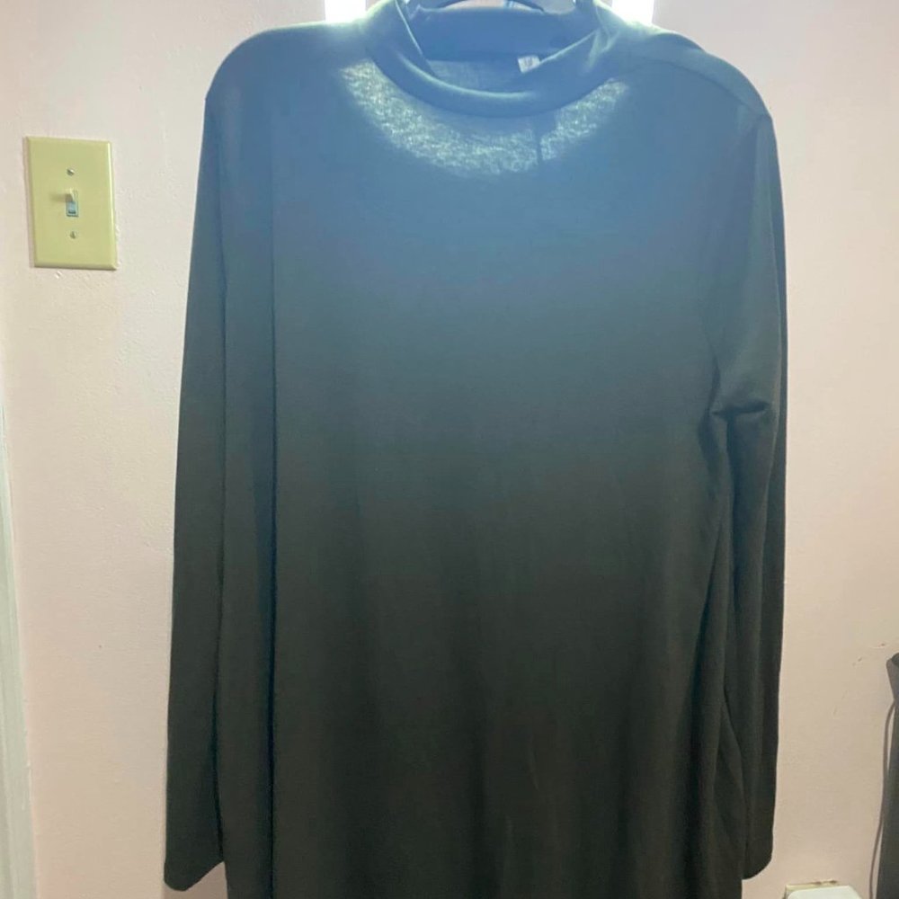 Long sleeve tunic with pockets